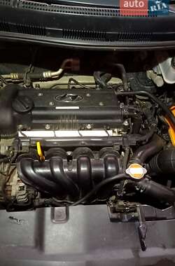 Хэтчбек Hyundai Accent 2012 в Люботине