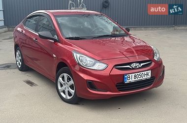 Седан Hyundai Accent 2013 в Полтаві