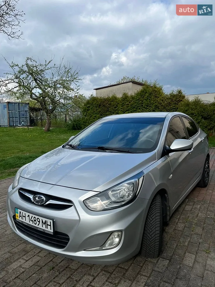 2011 Hyundai Accent - мініатюра 15