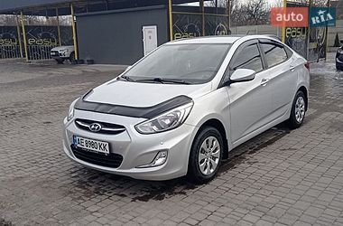 Седан Hyundai Accent 2015 в Днепре