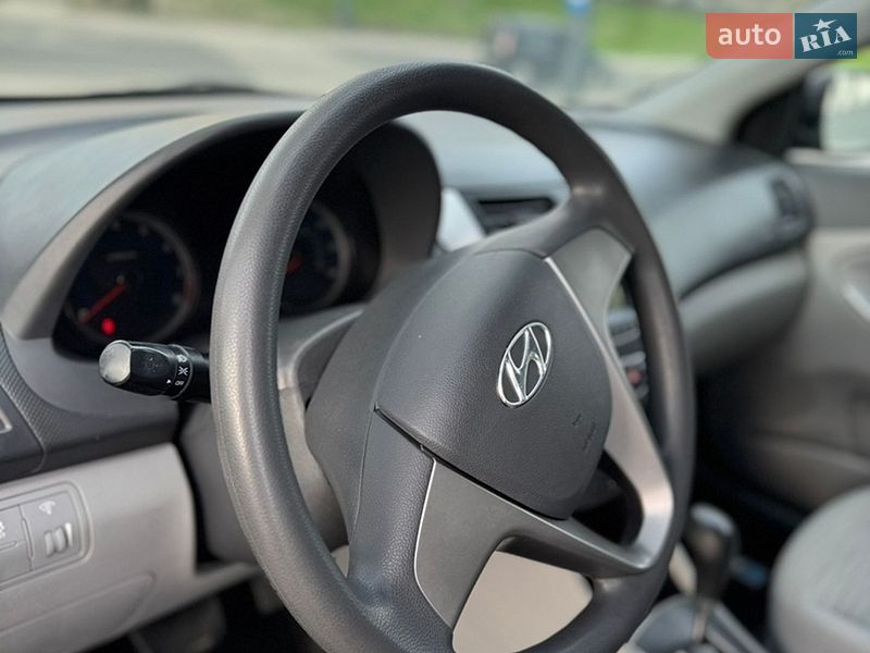 Седан Hyundai Accent 2017 в Днепре