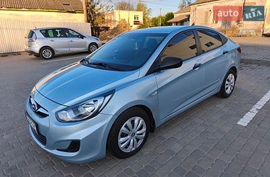 Седан Hyundai Accent 2011 в Козельщине