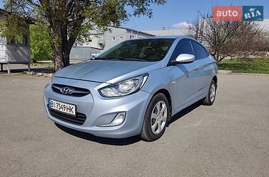 Седан Hyundai Accent 2011 в Харькове