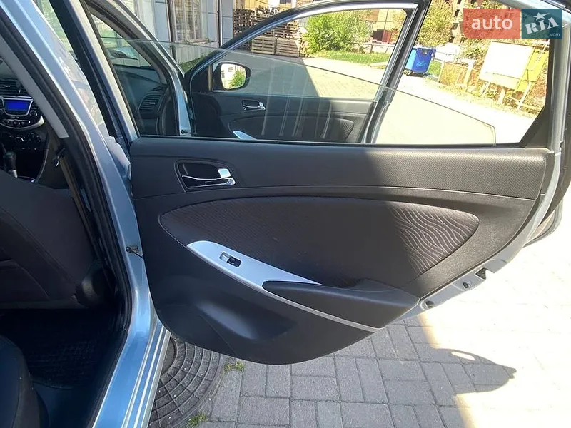 Hyundai Accent 2012 VIN Z94CU41DBCR170107 фото оголошення 9 з 61