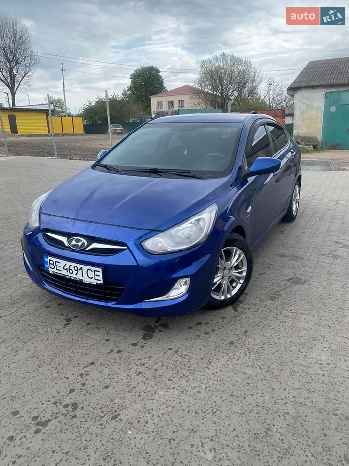 2013 Hyundai Accent - мініатюра 10