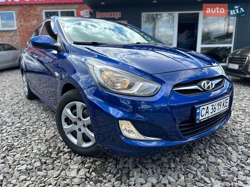 Hyundai Accent 2012