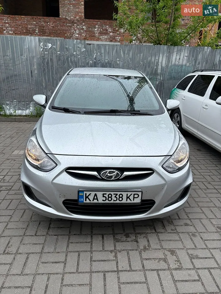 2011 Hyundai Accent - мініатюра 13