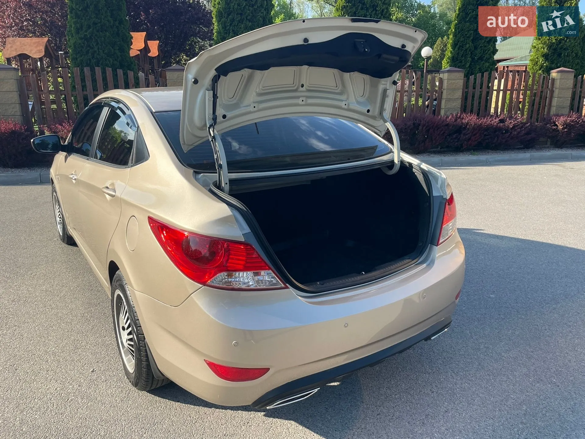 2012 Hyundai Accent - мініатюра 66