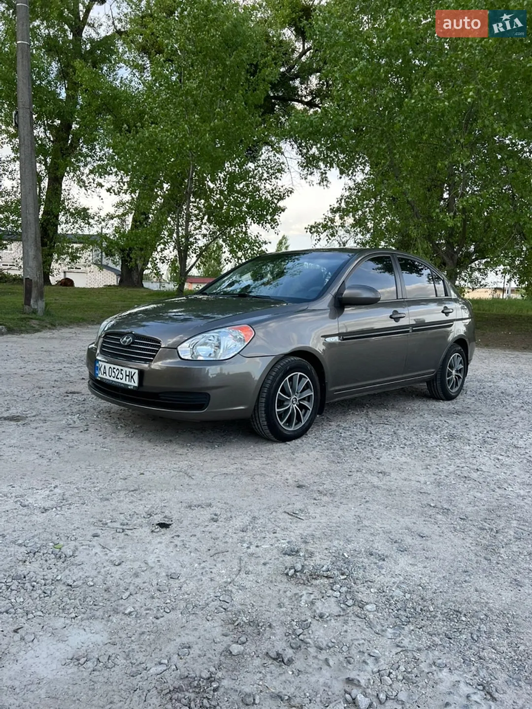 2010 Hyundai Accent - мініатюра 9
