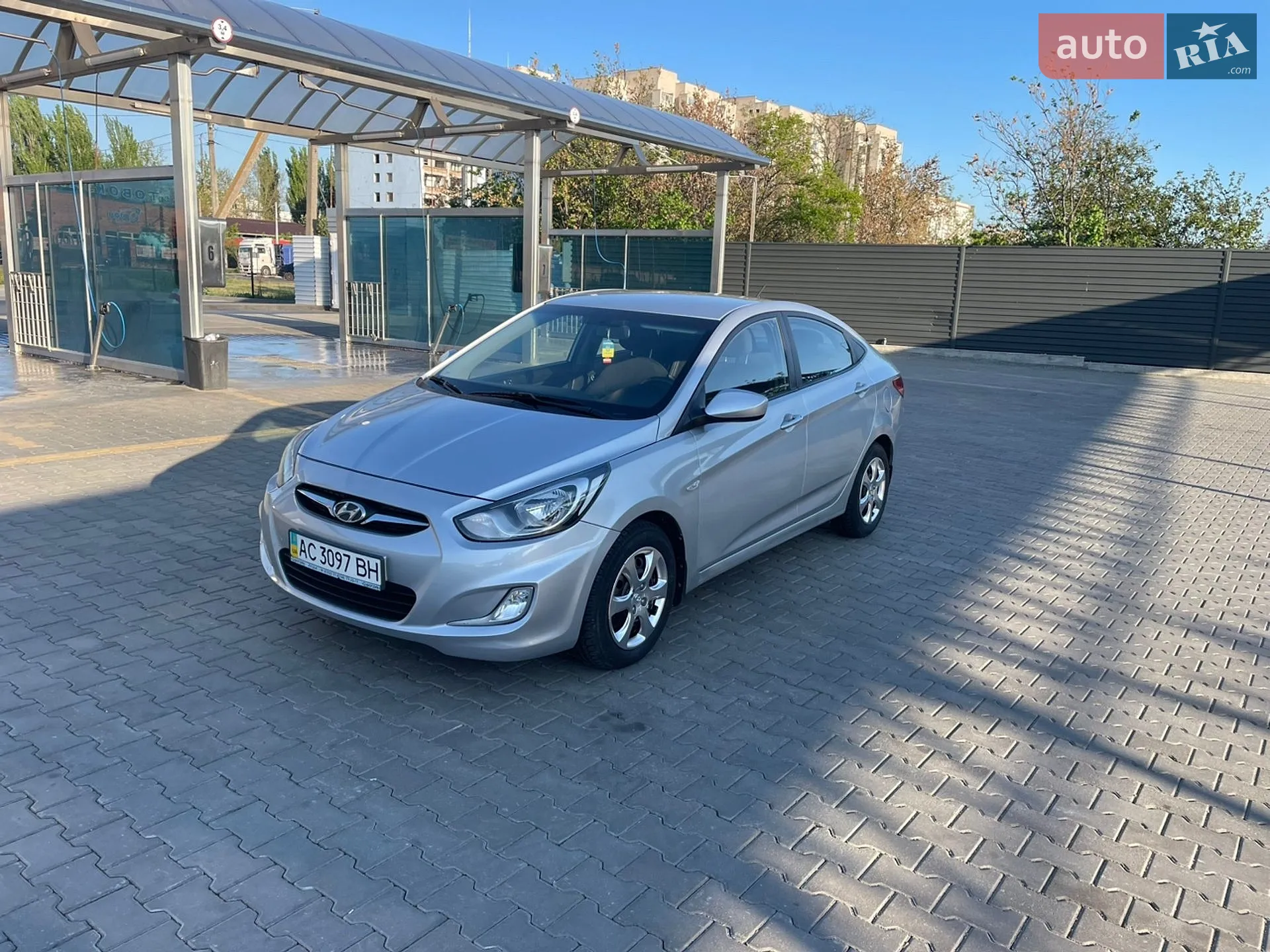 2013 Hyundai Accent - мініатюра 3