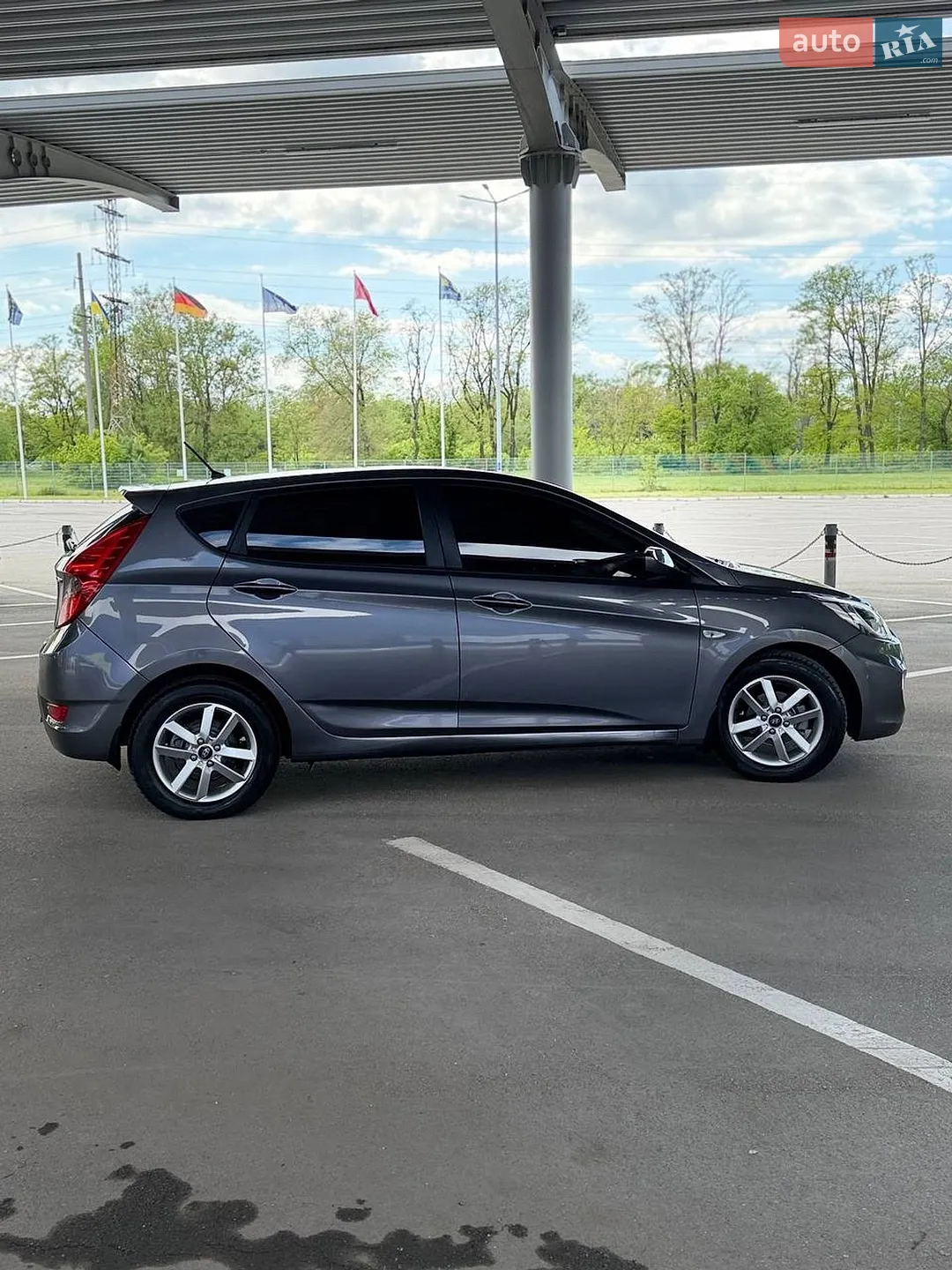 2012 Hyundai Accent - мініатюра 4