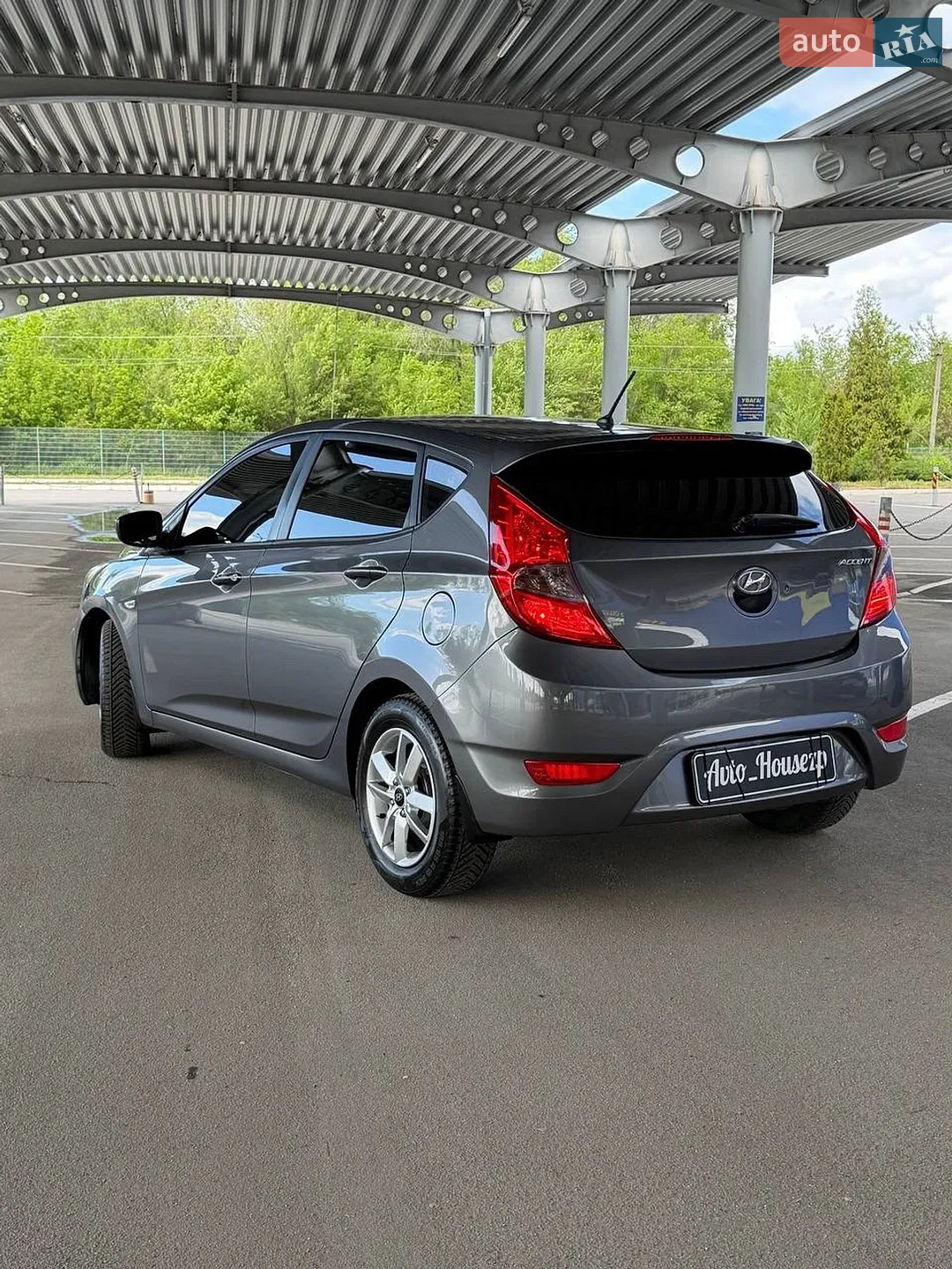 2012 Hyundai Accent - мініатюра 9