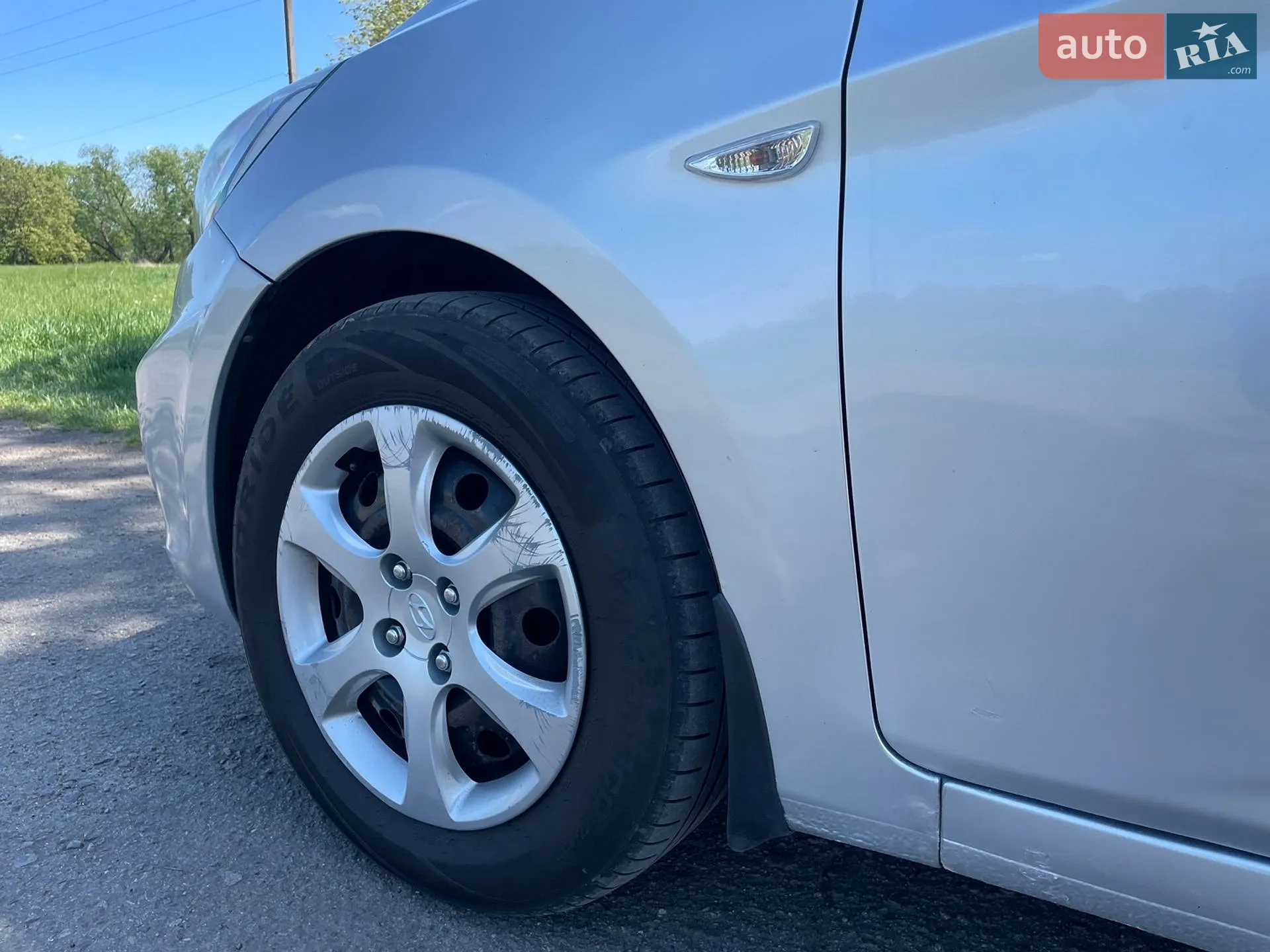 2011 Hyundai Accent - мініатюра 8