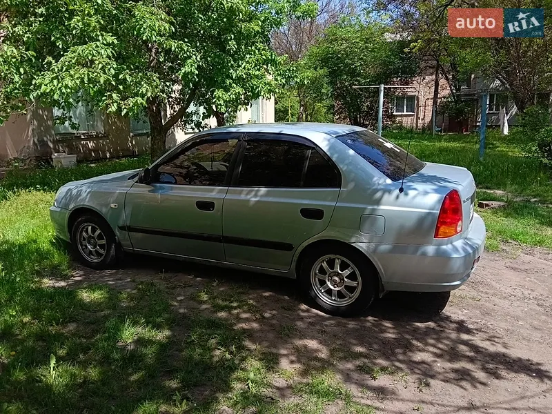 Hyundai Accent 2005