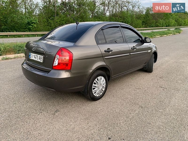 Седан Hyundai Accent 2008 в Тарановке
