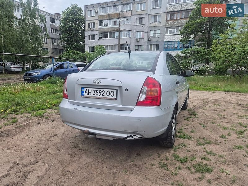 Седан Hyundai Accent 2008 в Павлограде