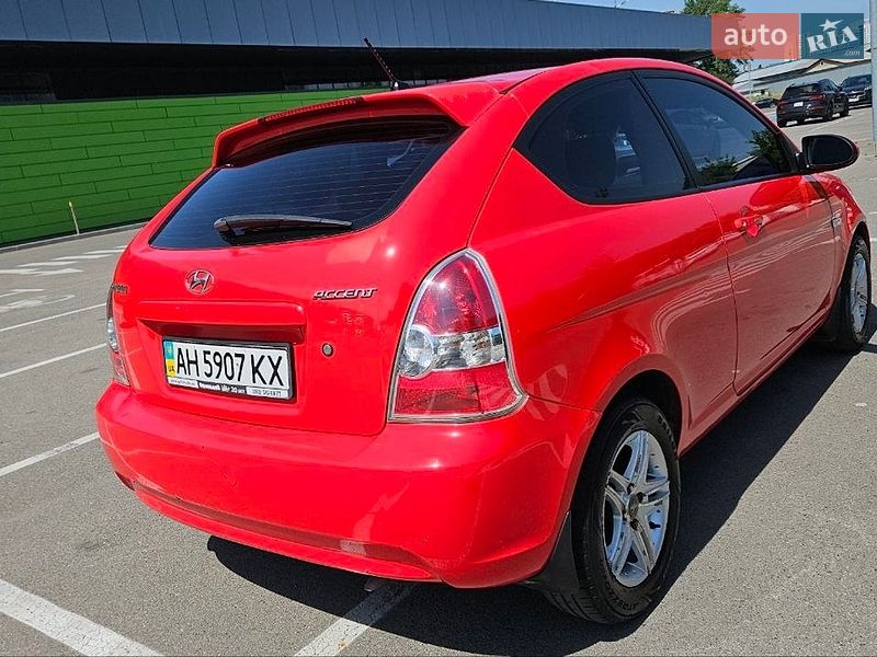 Хэтчбек Hyundai Accent 2008 в Киеве