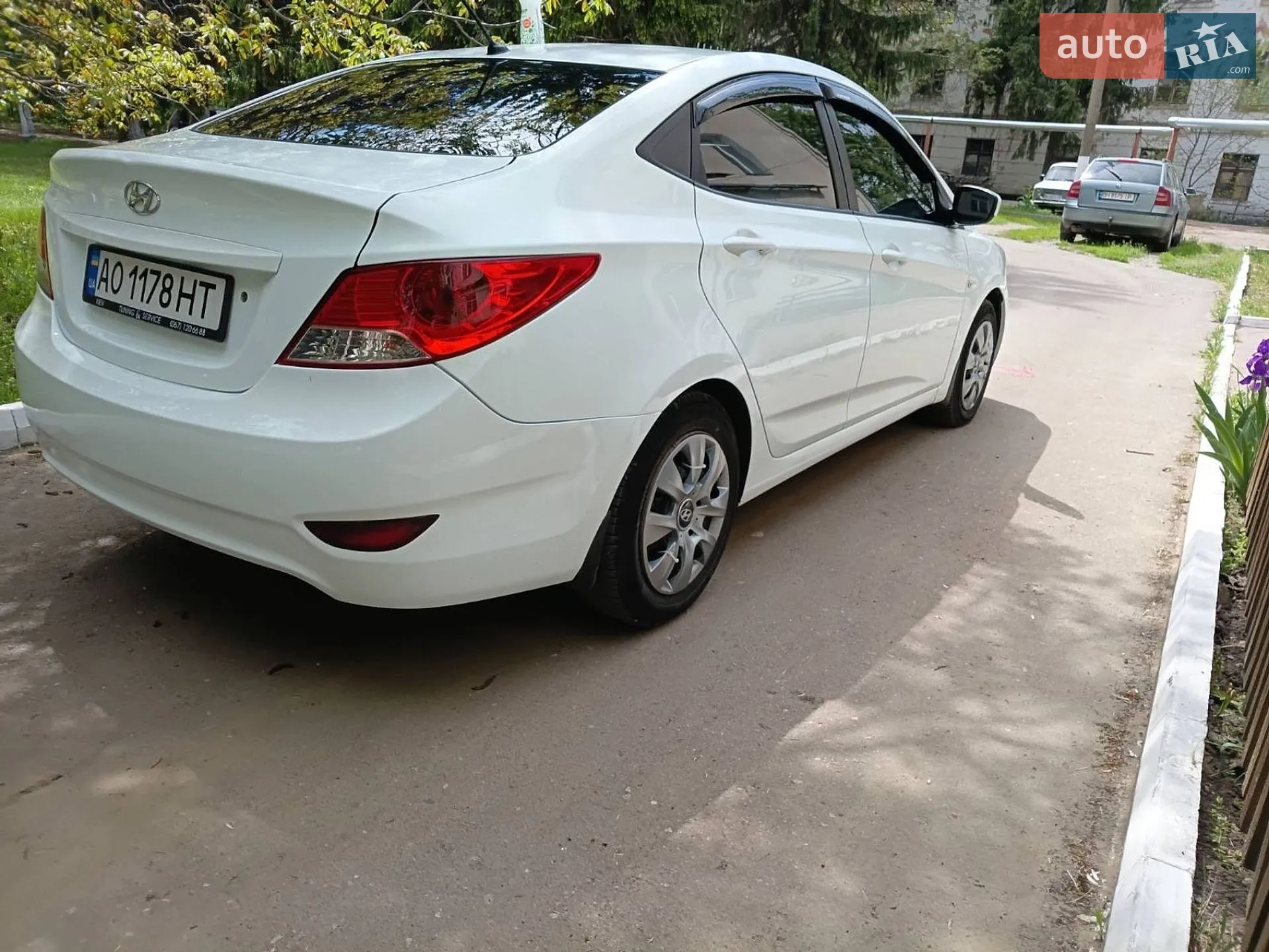 2011 Hyundai Accent - мініатюра 3