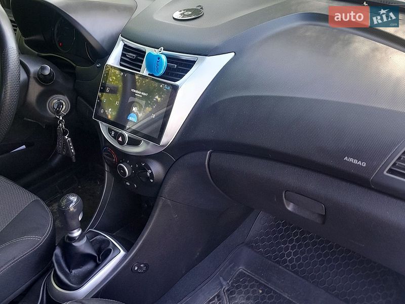 Седан Hyundai Accent 2014 в Харькове