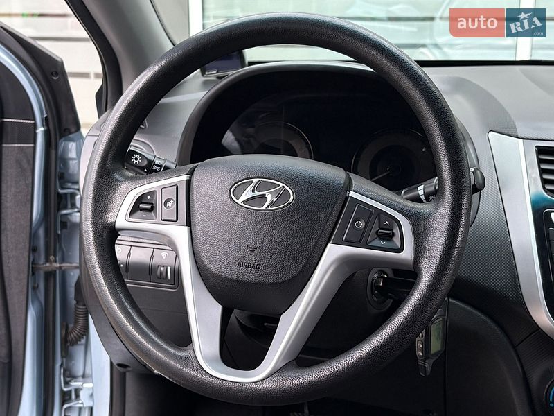 Седан Hyundai Accent 2011 в Житомире фото 46 Седан Hyundai Accent 2011 в Житомире