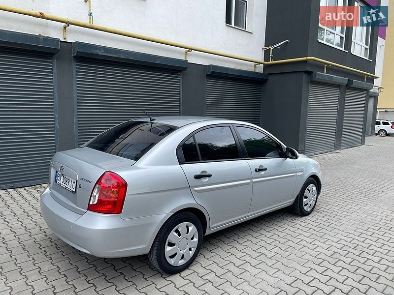 Седан Hyundai Accent 2008 в Хмельницком