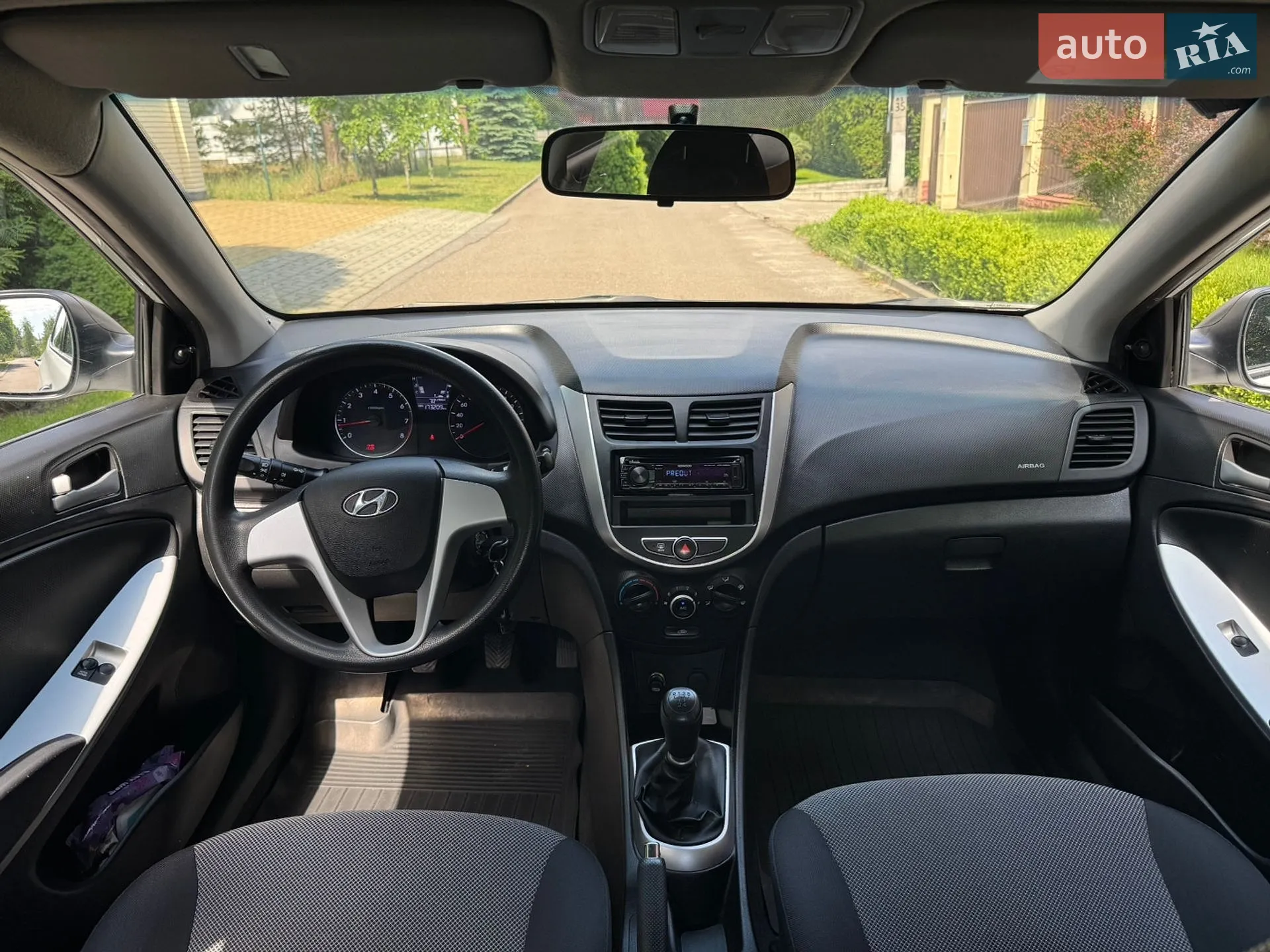 2012 Hyundai Accent - мініатюра 15