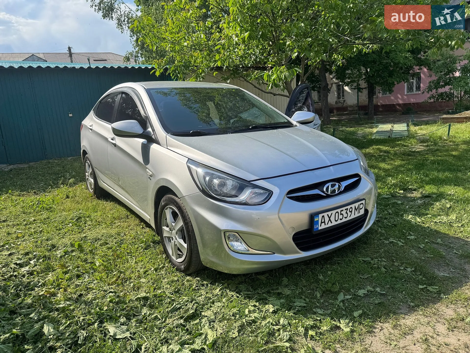 2012 Hyundai Accent - мініатюра 3