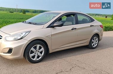 Седан Hyundai Accent 2013 в Харкові