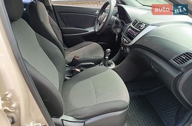 Седан Hyundai Accent 2011 в Чернигове