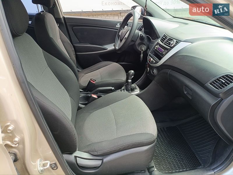 Седан Hyundai Accent 2011 в Чернигове