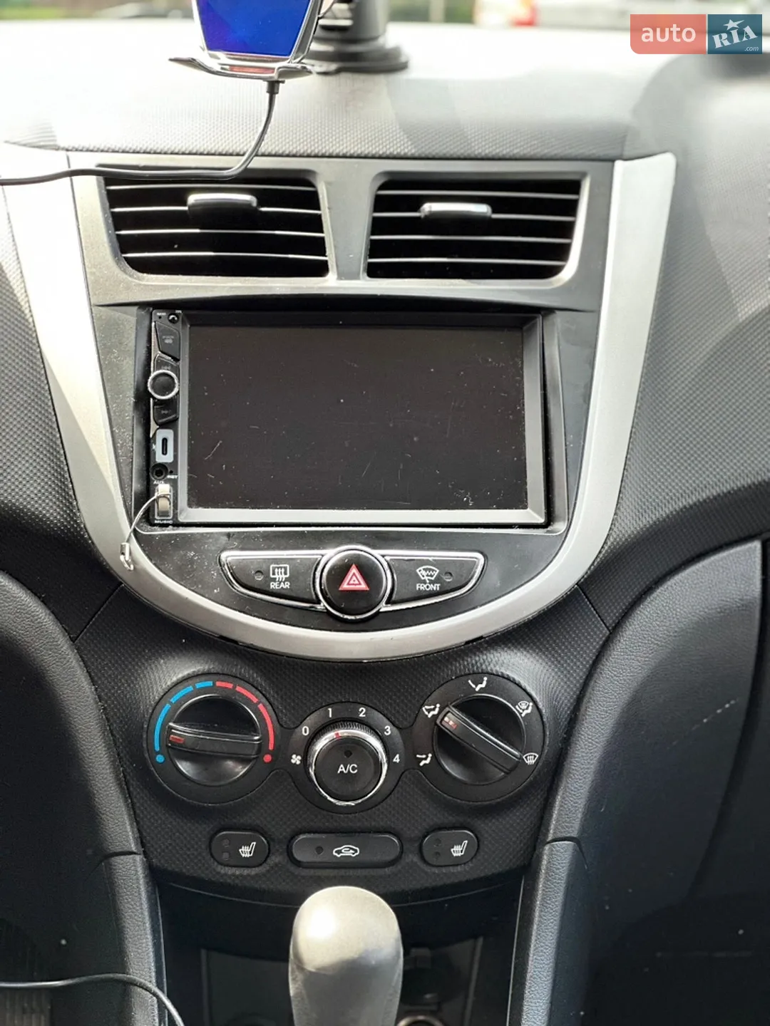 2011 Hyundai Accent - мініатюра 28