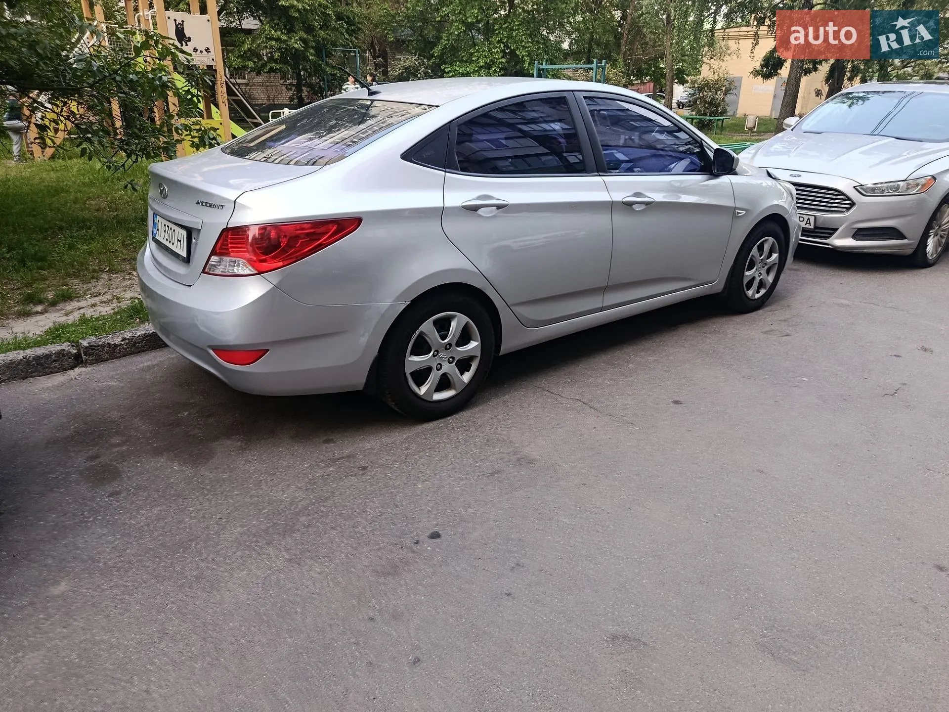 2011 Hyundai Accent - мініатюра 2
