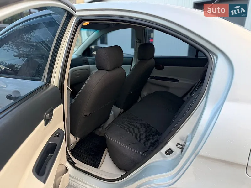Hyundai Accent 2006 VIN NLHCM41AP7Z033315 фото оголошення 14 з 50