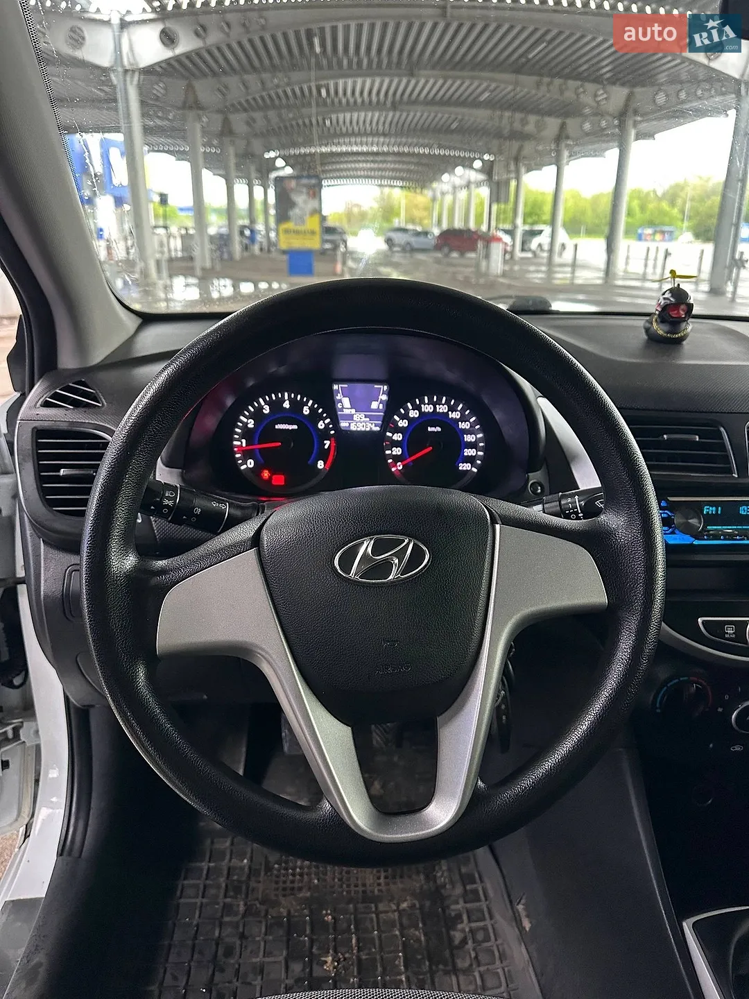 2011 Hyundai Accent - мініатюра 14