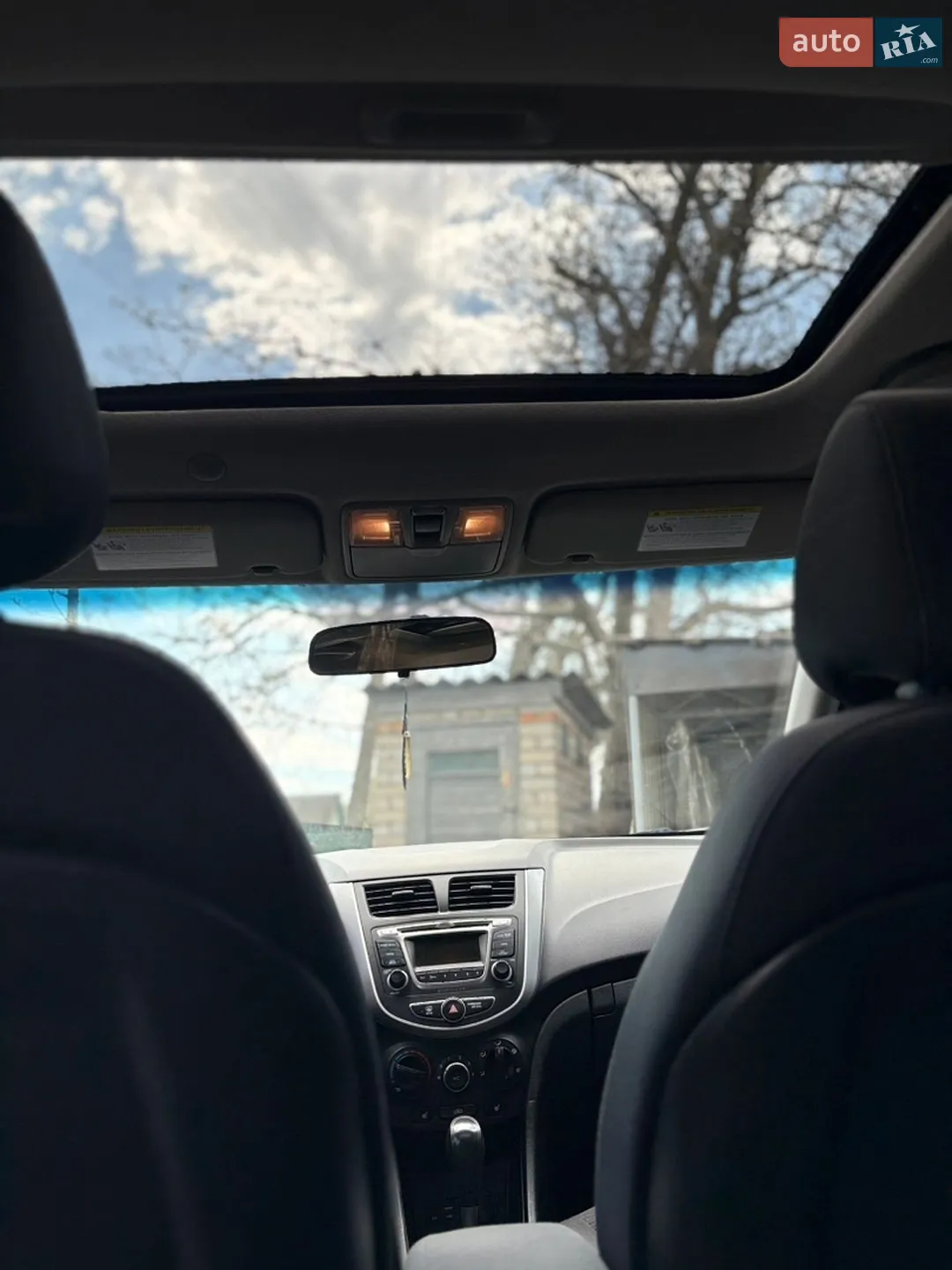 2016 Hyundai Accent - мініатюра 10