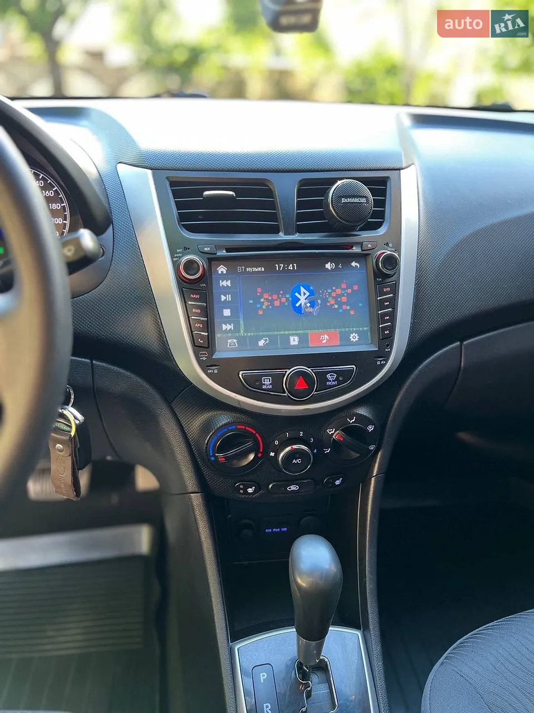 2012 Hyundai Accent - мініатюра 16