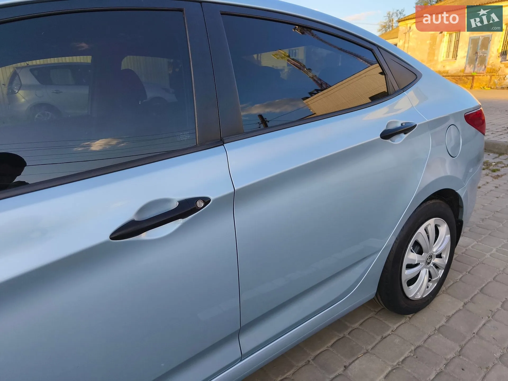 2011 Hyundai Accent - мініатюра 15