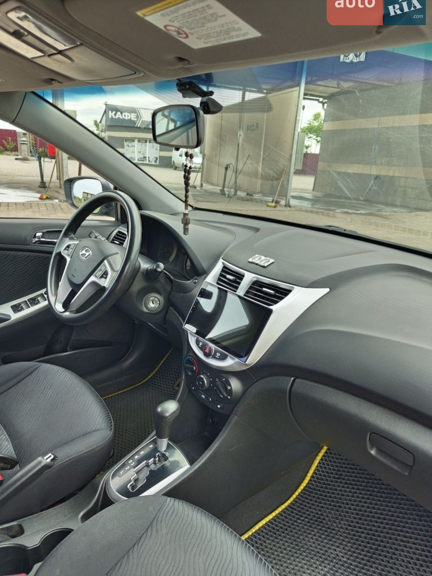 2011 Hyundai Accent - мініатюра 3