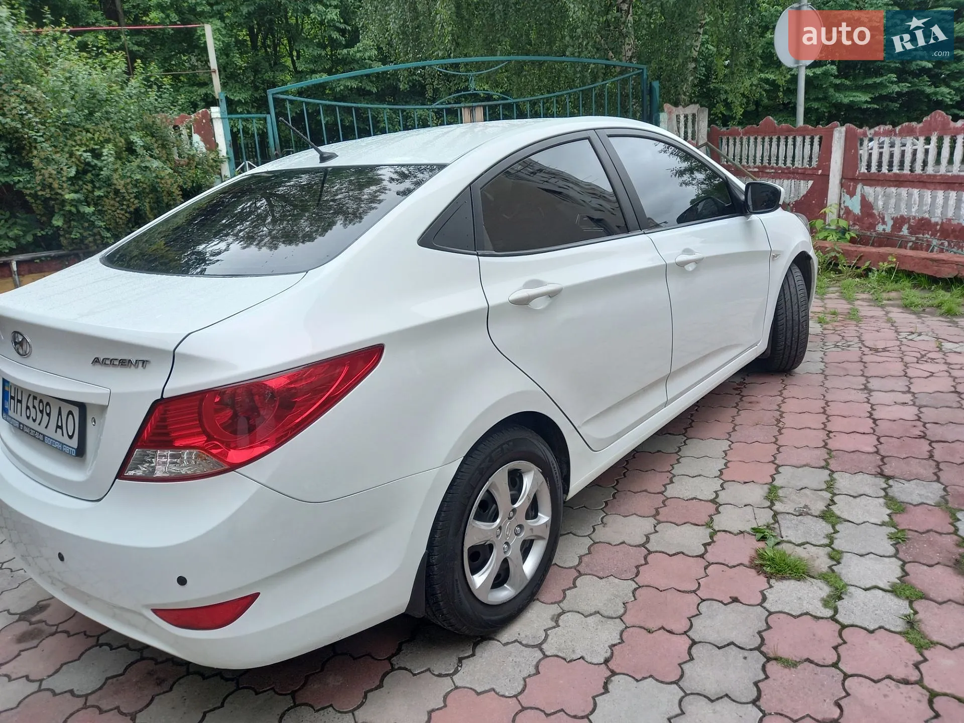 2012 Hyundai Accent - мініатюра 4
