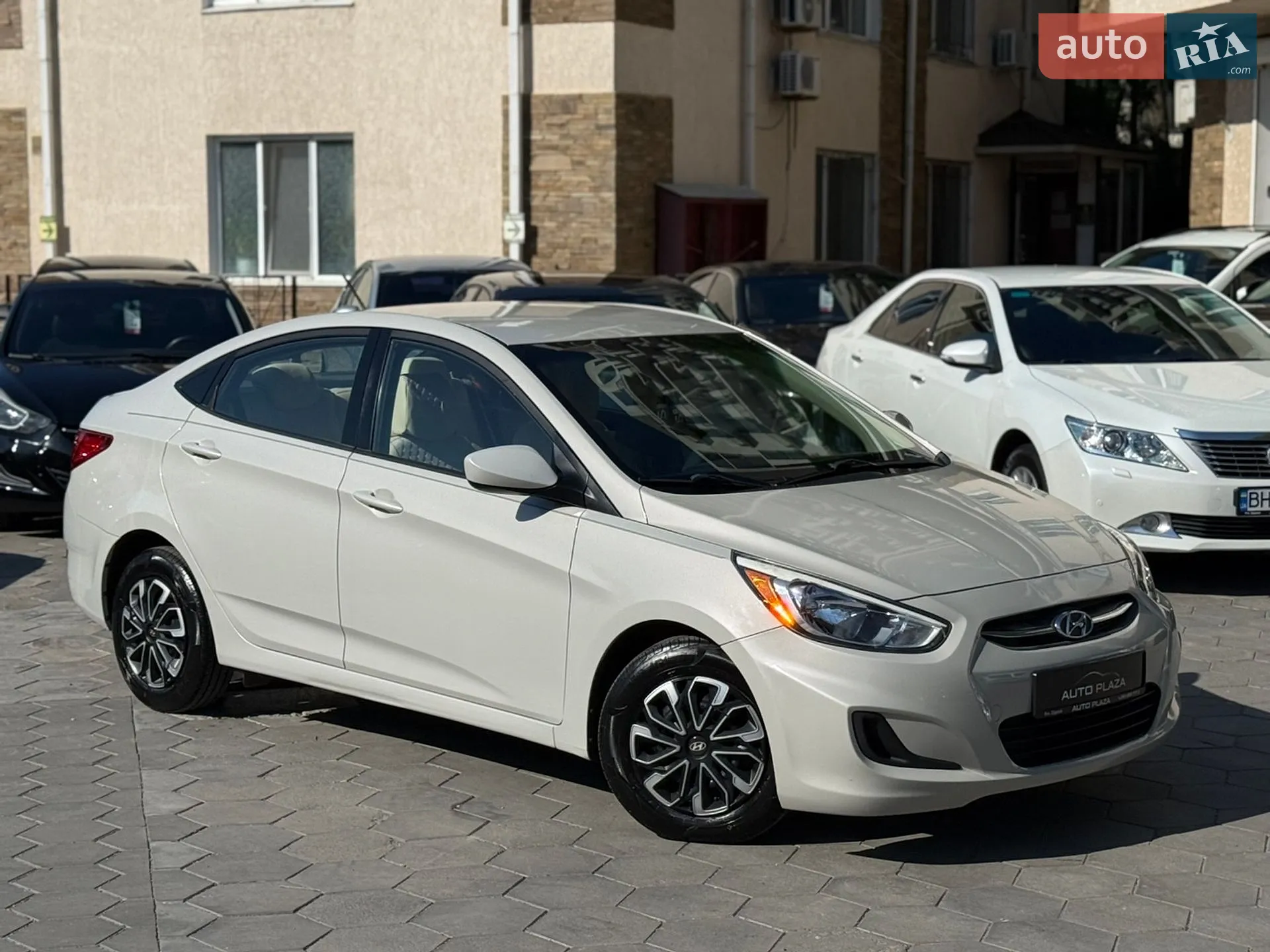 2016 Hyundai Accent - мініатюра 17