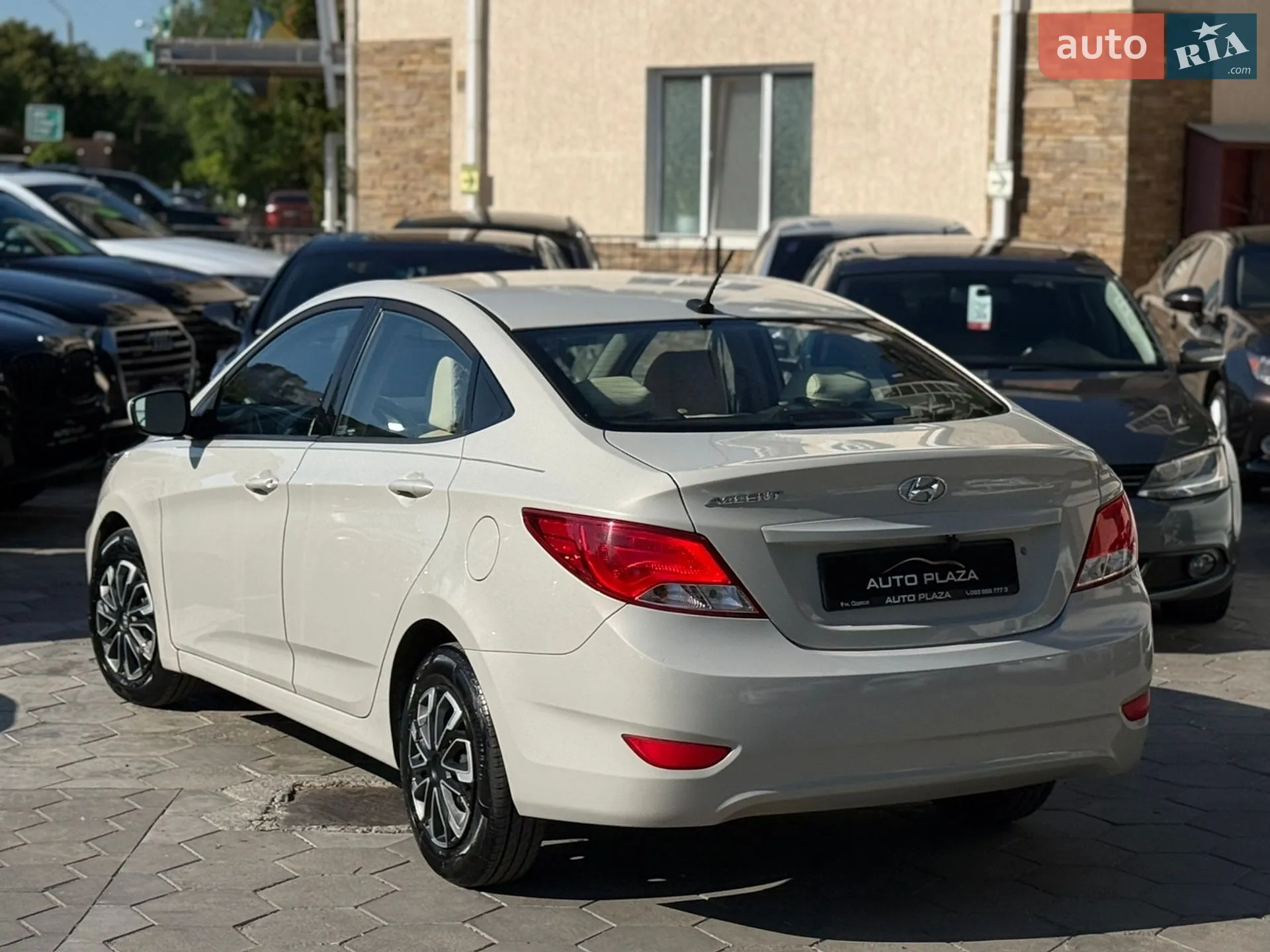 2016 Hyundai Accent - мініатюра 29