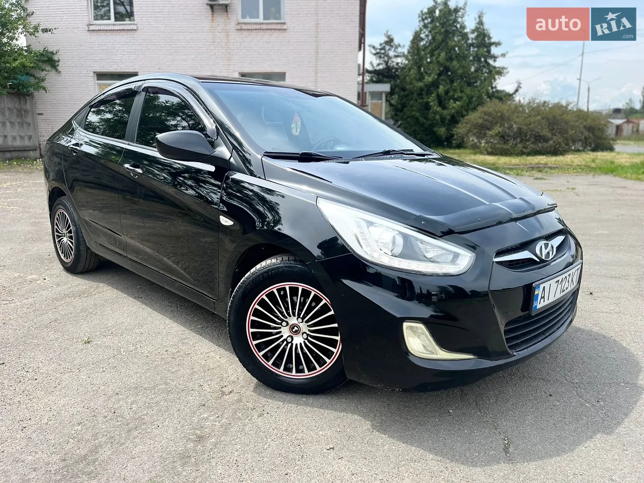2013 Hyundai Accent - мініатюра 13