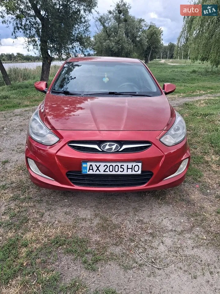 2011 Hyundai Accent - мініатюра 16