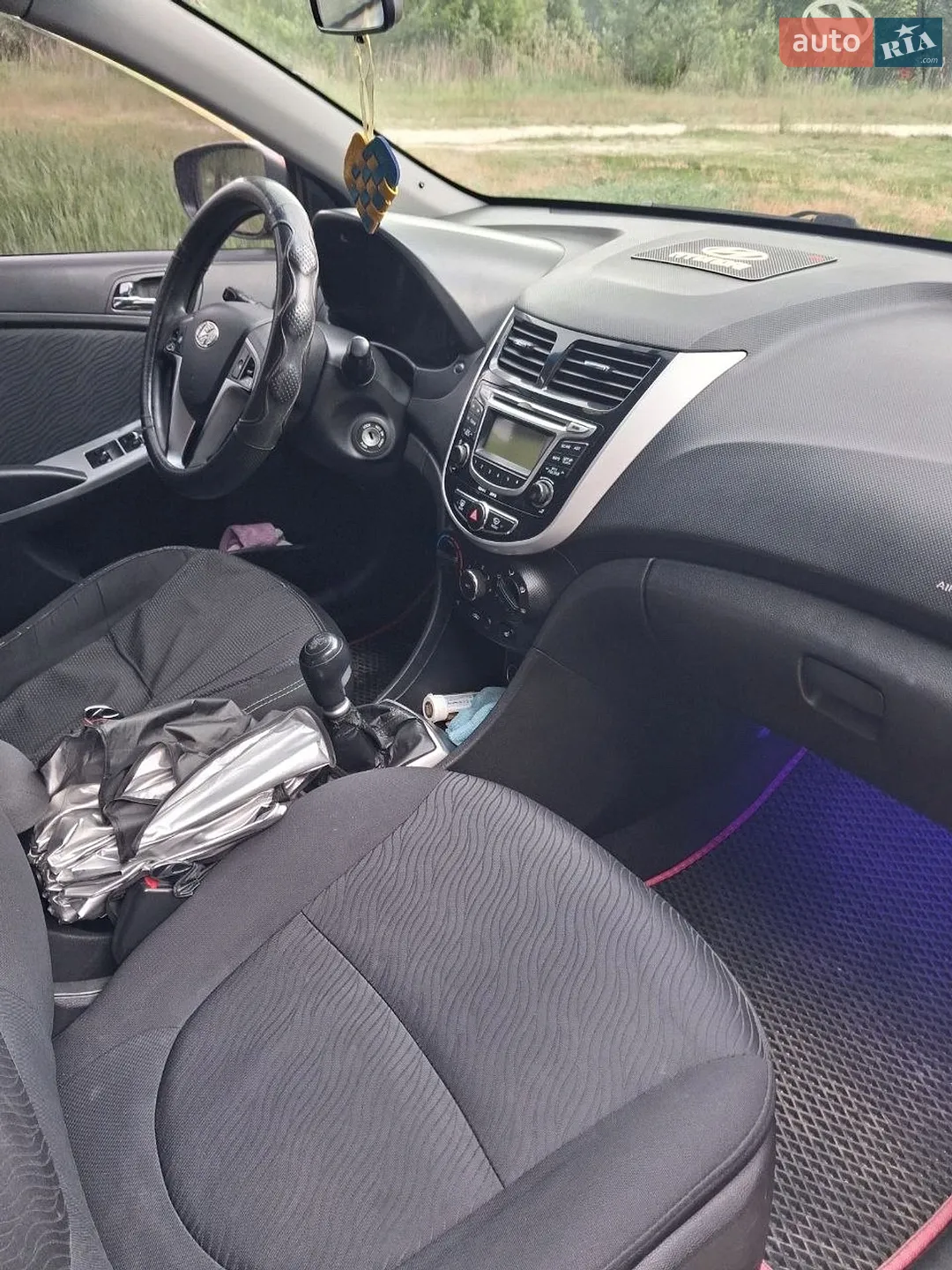 2012 Hyundai Accent - мініатюра 5