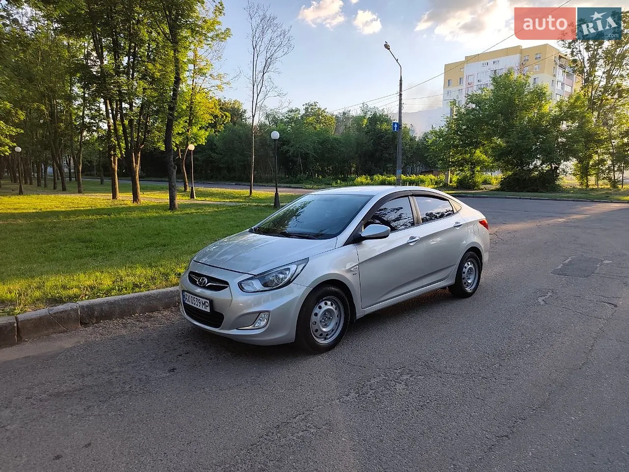 2012 Hyundai Accent - мініатюра 21