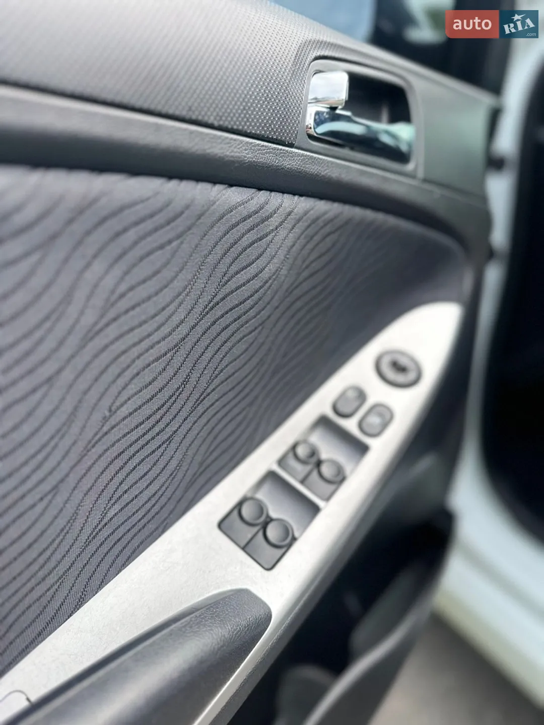 2012 Hyundai Accent - мініатюра 18