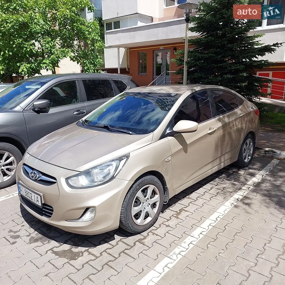 2011 Hyundai Accent - мініатюра 12