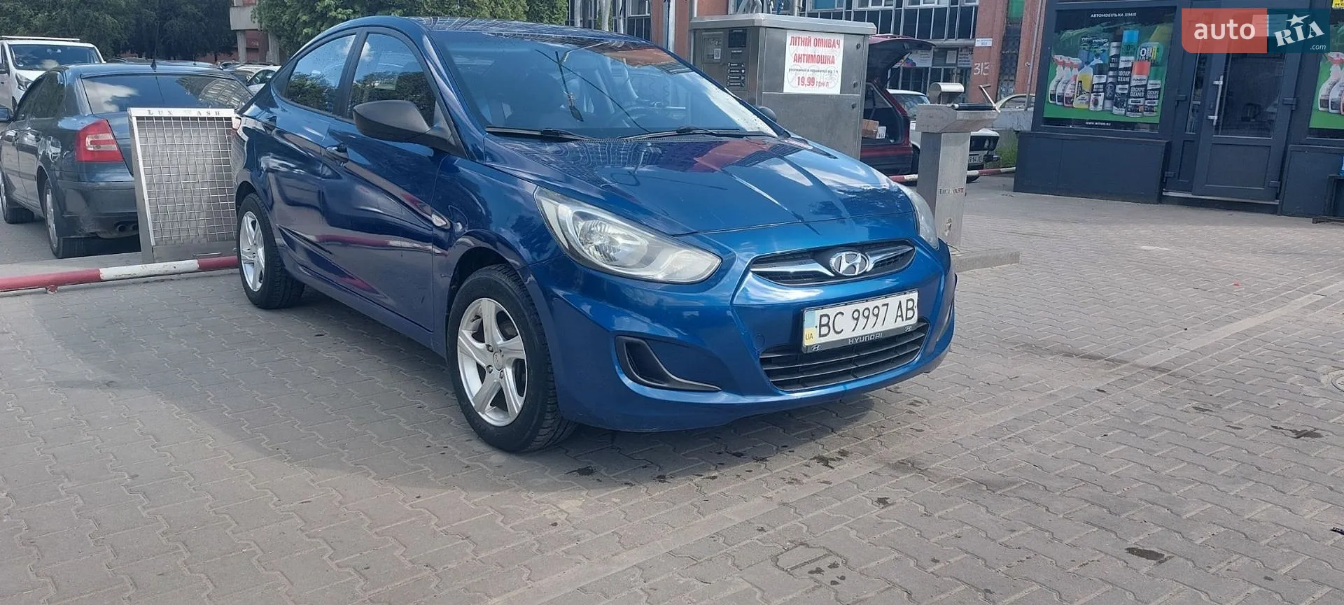 2011 Hyundai Accent - мініатюра 18