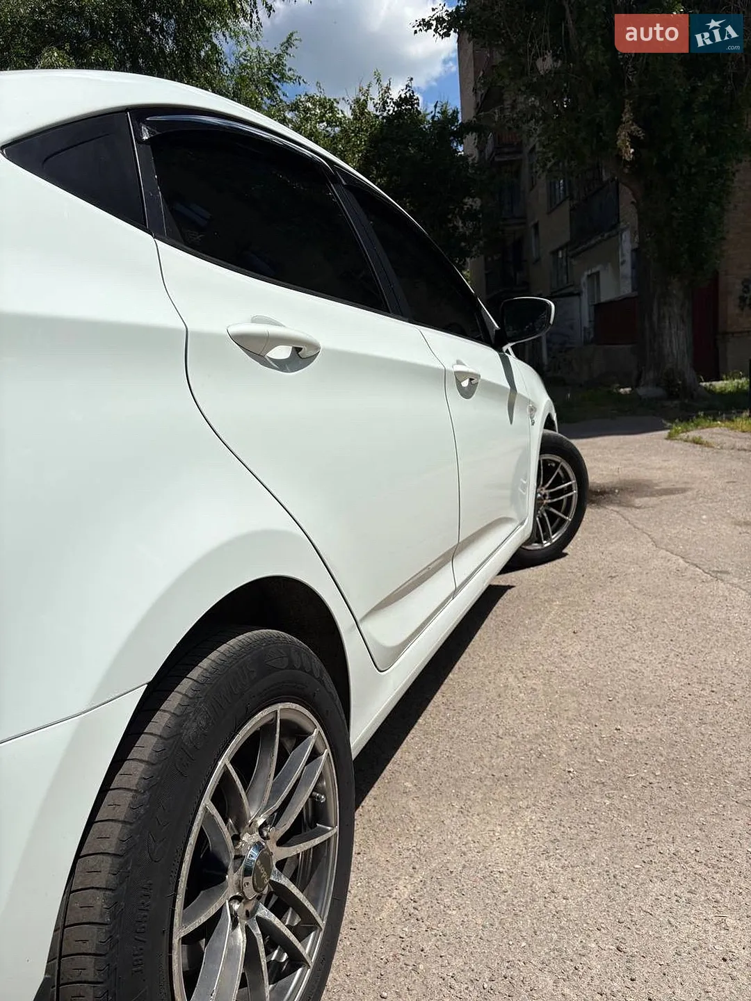 2012 Hyundai Accent - мініатюра 8