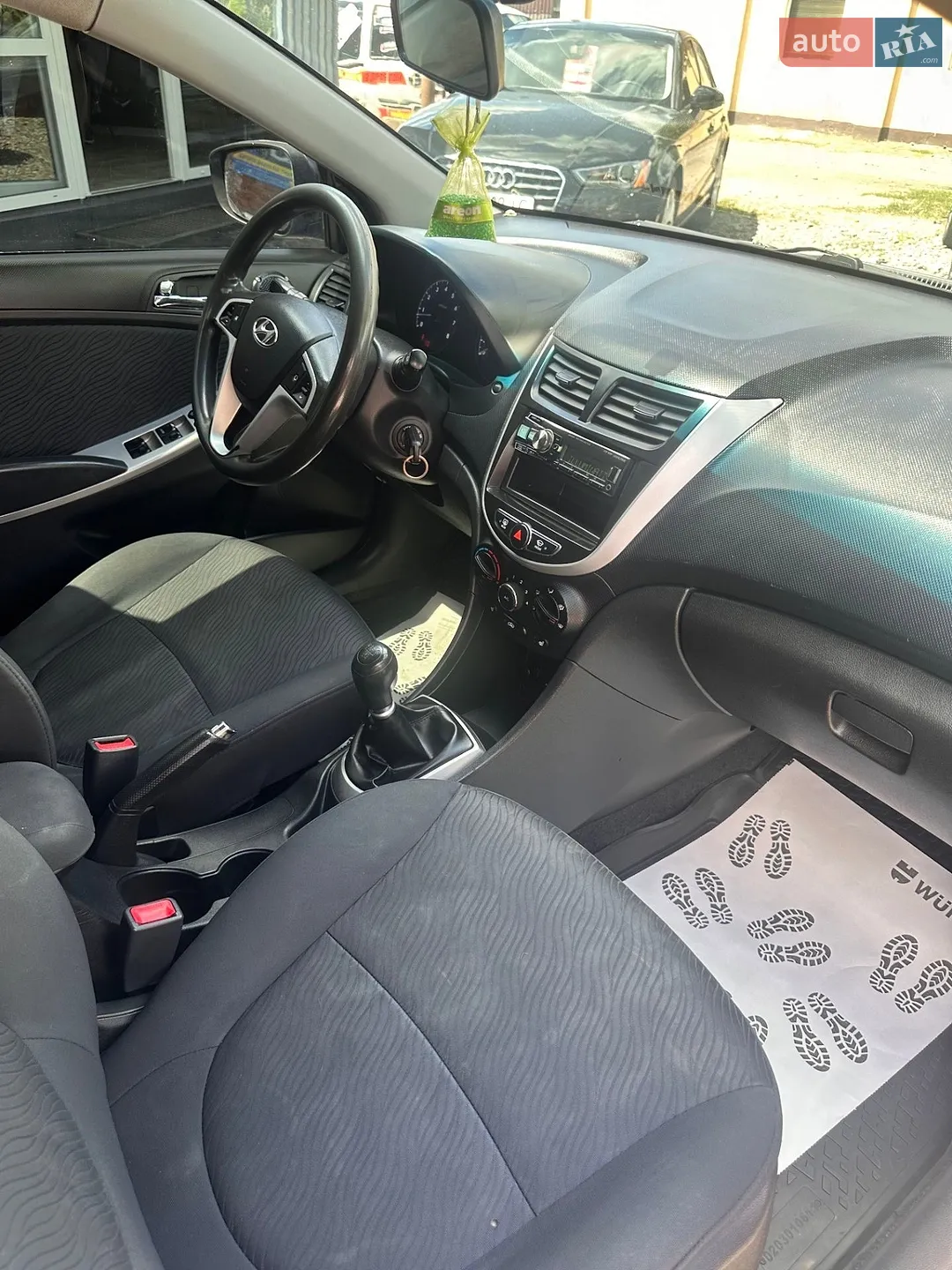 2012 Hyundai Accent - мініатюра 7